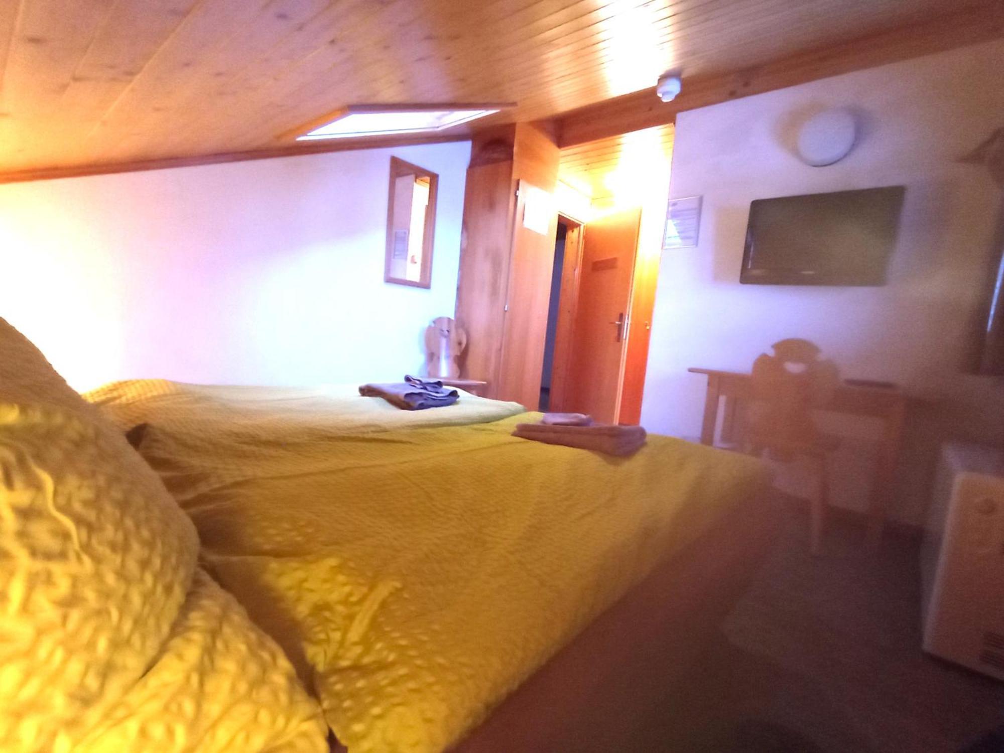 Chambre Double Doppelzimmer Camping Jaunpass Boltigen Zewnętrze zdjęcie